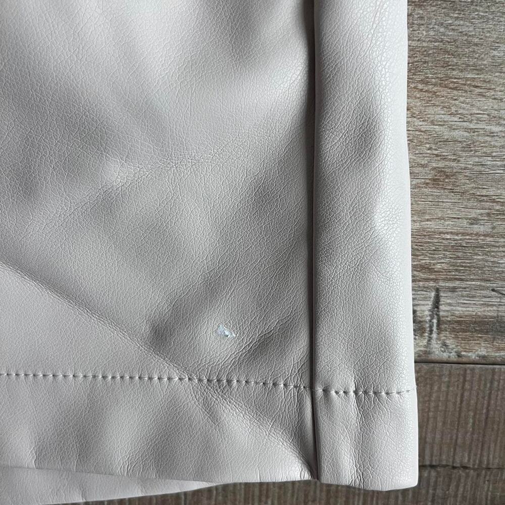 Karl Lagerfield Faux Leather Biege Shorts - Picture 5 of 8